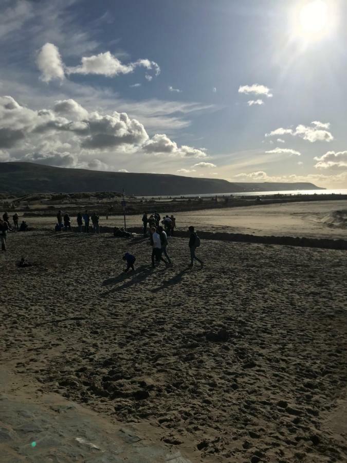Holiday home Heulwen *